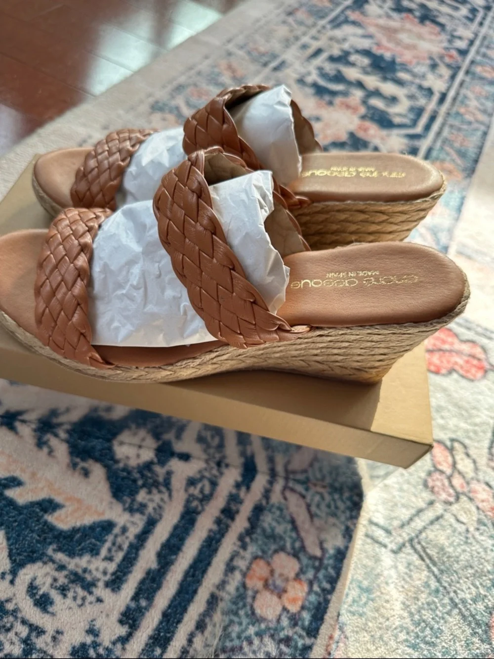 Andre Assous Womens Aria Espadrille Wedge Heeled Sandals Cuero Size 10M NIB
